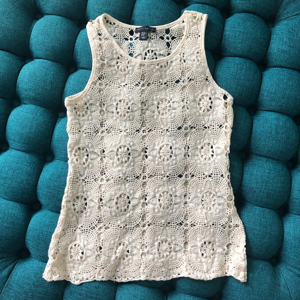🌺3 for $25🌺Willi Smith - Size XS Beige Lace Tank - Picture 2 of 5